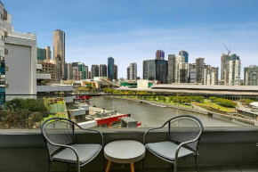 Melbourne Holiday Apartments Flinders Wharf